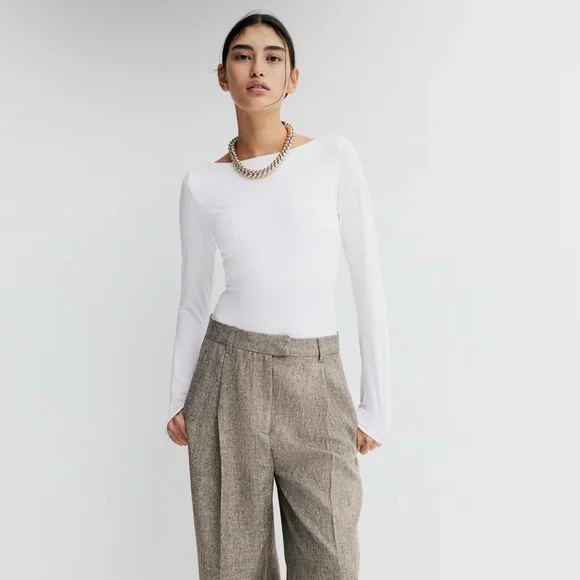 NWOT Abercrombie Long-Sleeve Cotton-Modal Slash Bodysuit in White XL - Picture 1 of 3